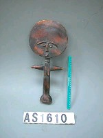 藏品(阿庫巴守護神木雕偶)的圖片